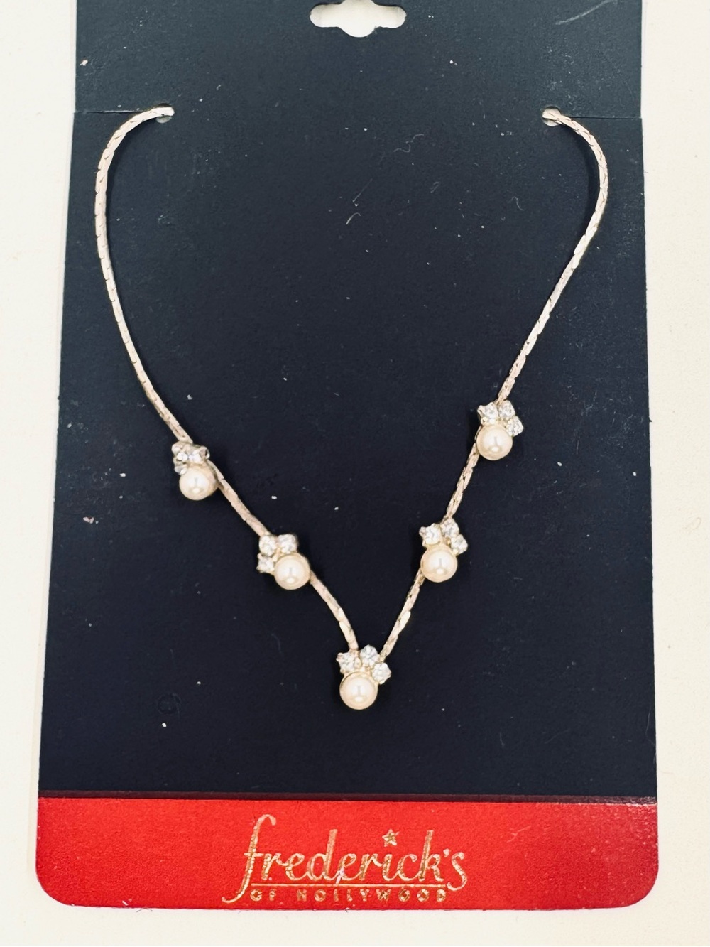 Frederick's of Hollywood Vintage Silver-Tone Pearl & Crystal V Necklace NWT
